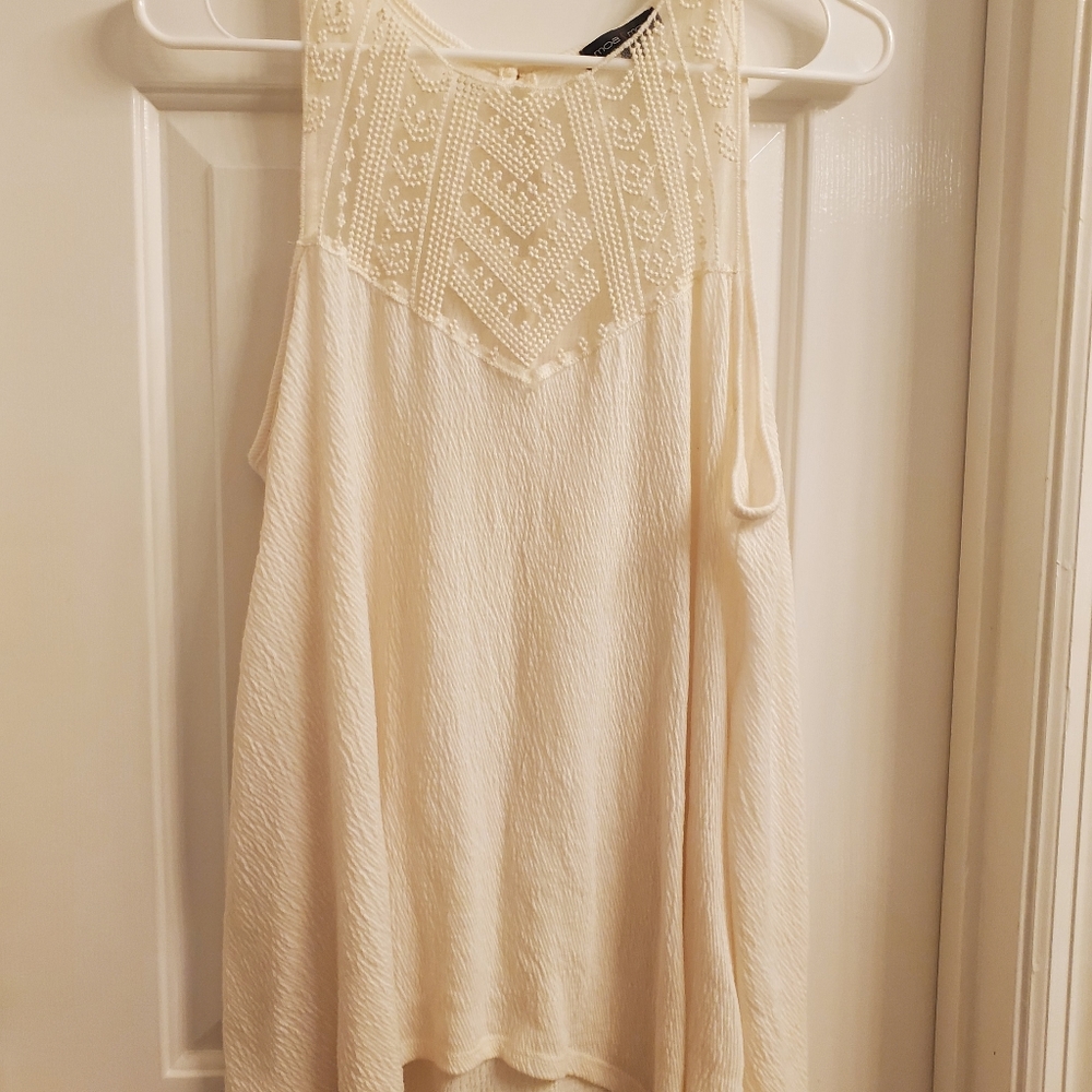 Moa Moa Off White flowy Lacey top Large